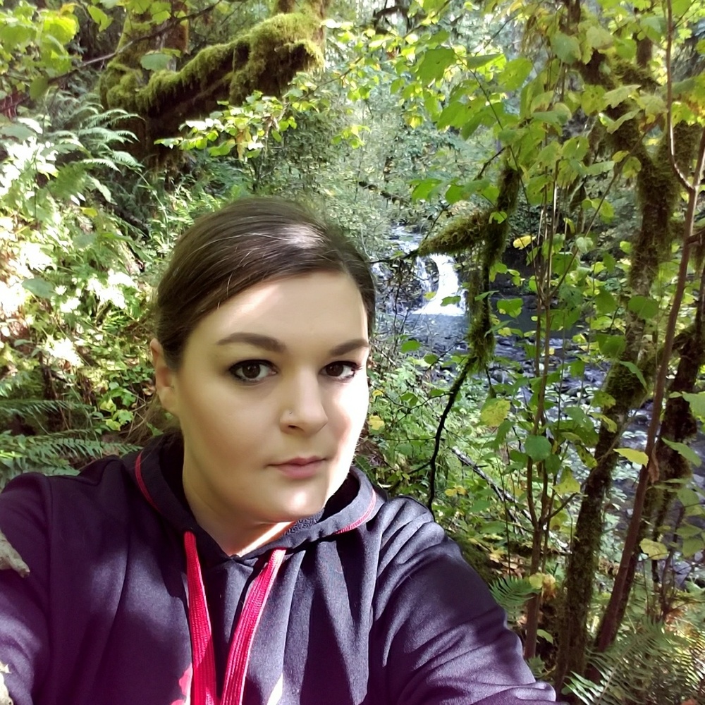 Meet your Posher, Andrea